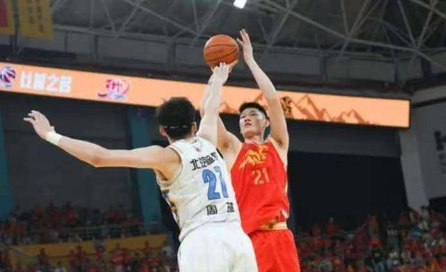 包含河床阵容深度显著，替补席也能决定比赛走向的词条