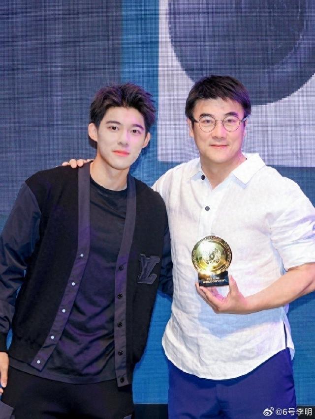 关于李嗣镕来到天津向津门虎队报到，有很大加盟可能的信息
