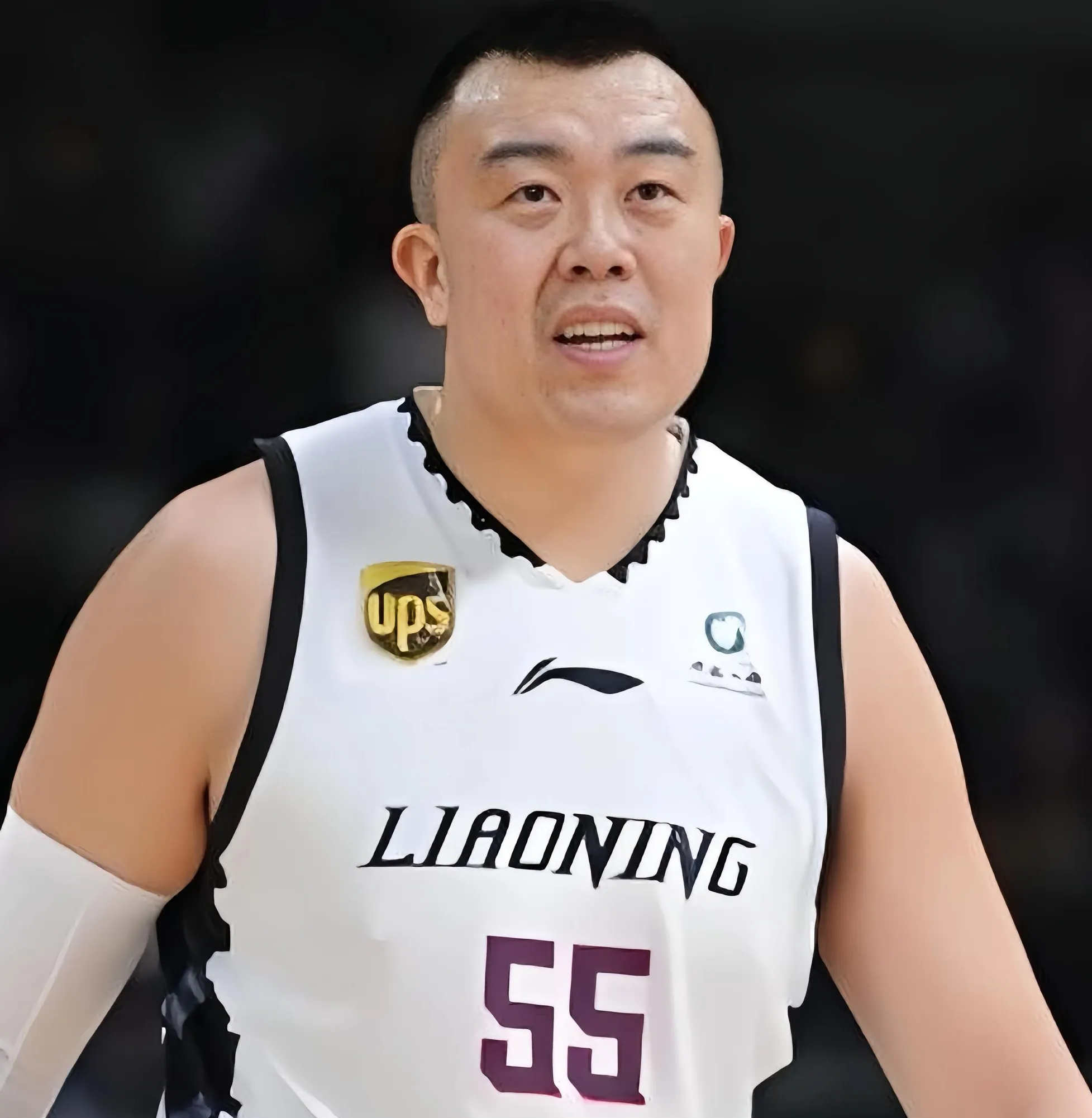 关于CBA辽宁本钢韩德君、李晓旭可能不退役，外援全换，大外是关键的信息