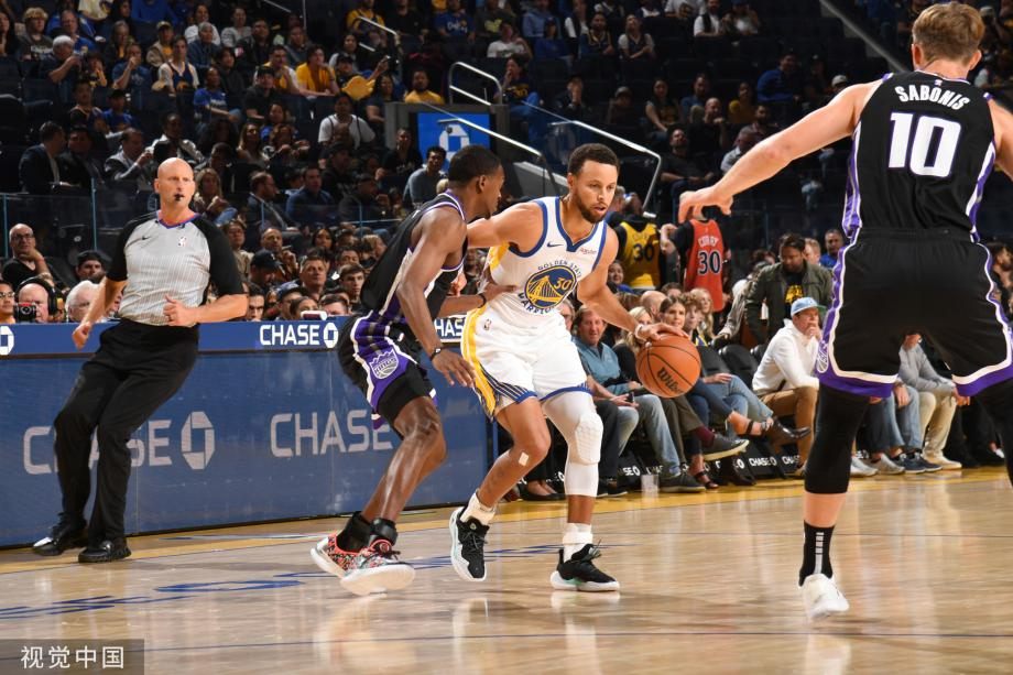 昨晚的NBA赛事现场精彩揭幕，球员表现抢眼